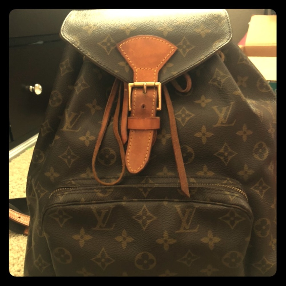Louis Vuitton 100% Authentic Monogram Montsouris